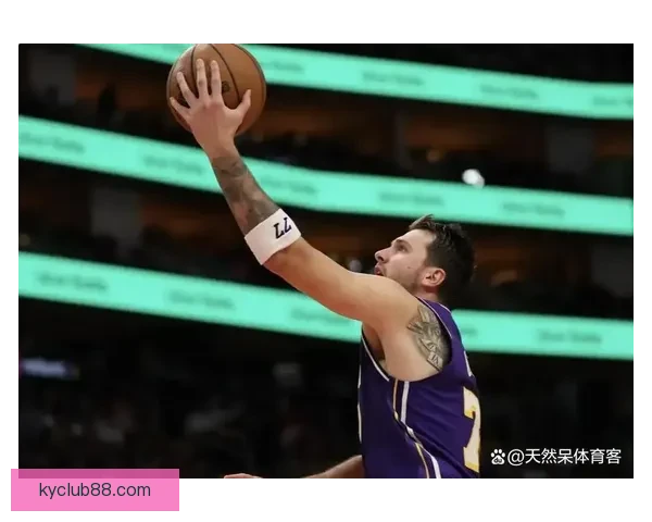 东契奇狂轰43分7助攻连刷纪录笑容灿烂湖人六连客5胜1负强势收官